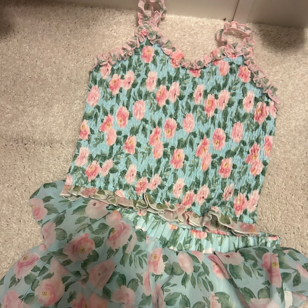 Adorable Flowers by Zoe matching skirt and top size medium